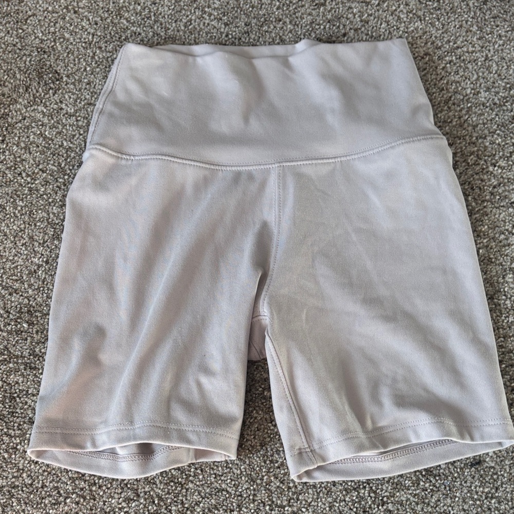 Wild Fable Women's High-Waisted Light Gray Bike Shorts